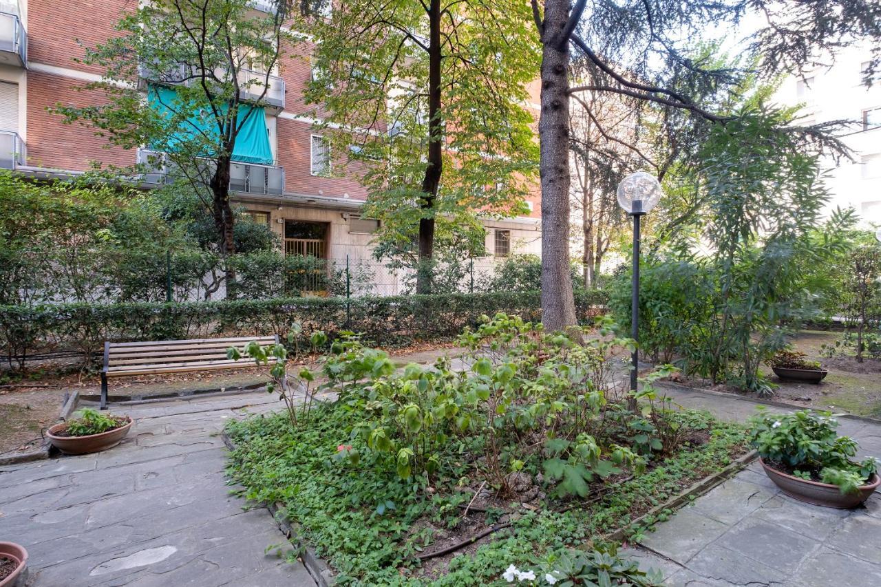 Giardini Margherita Monolocale Con Balcone Bologna Exterior photo